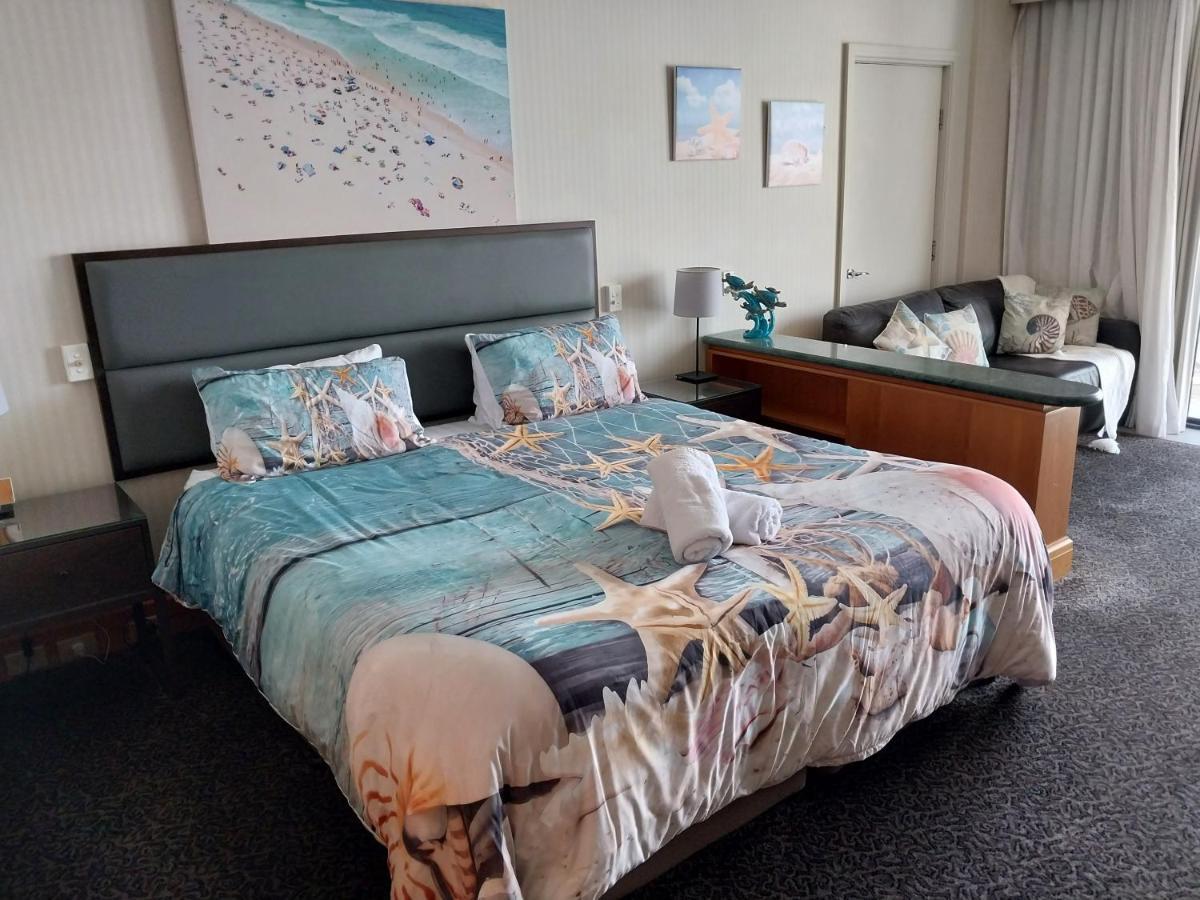 Luxury Privately Owned Ocean View Studio Apartments At O4Ks Gold Tower Gold Coast Exterior photo